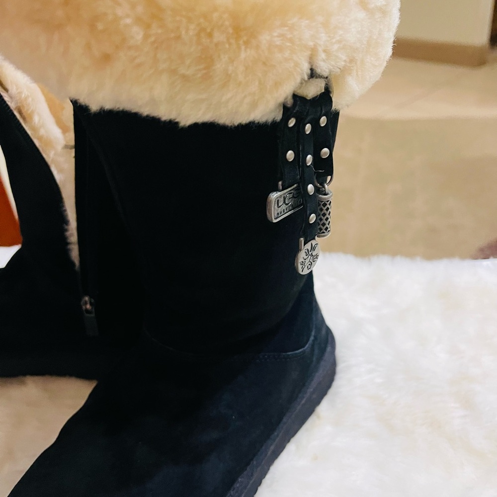 SOLD.  UGGS Australian lamb fur. TDF! Bought at HARRODS London